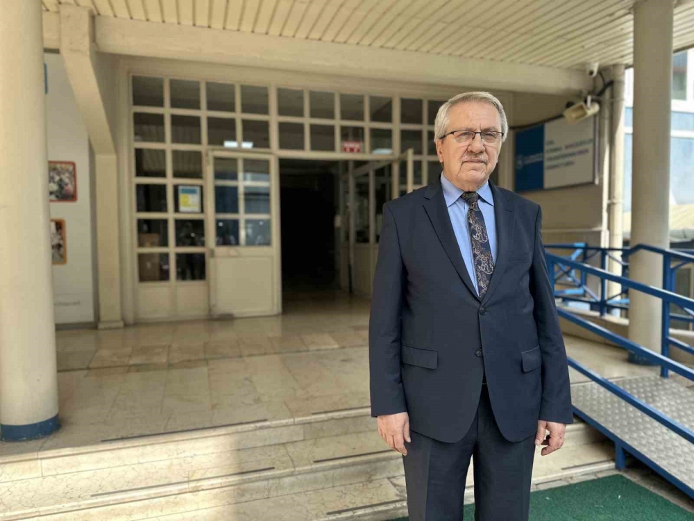 İhlas Vakfı öğrenci yurtlarında kalan öğrencilere karşılıksız 4 bin TL devlet desteği