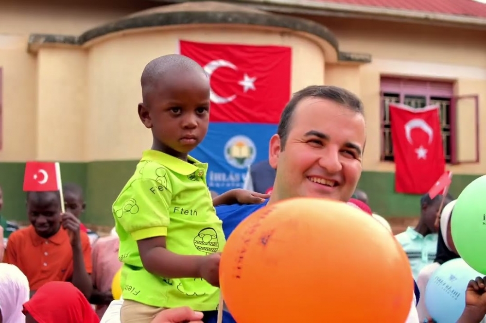 Afrika - Uganda Yetim Yardımı / Bayramlık Dağıtımı 2025